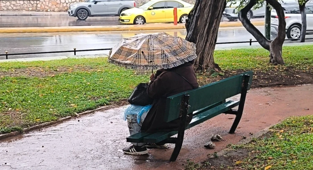 Νέο έκτακτο δελτίο επιδείνωσης καιρού για ισχυρές καταιγίδες σήμερα και αύριο σε Αττική και άλλες 6 περιοχές, πού θα βρέχει την 28η Οκτωβρίου