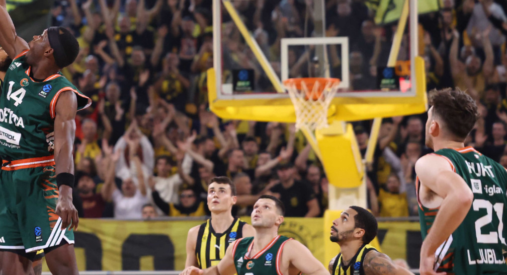 Ασταμάτητος Άρης! Έκανε το 5 στα 5 στο κατάμεστο Παλέ και προελαύνει στην Ευρώπη – Νίκη επί της Τσεντεβίτα με 78-73!