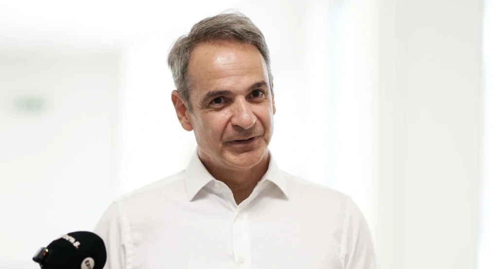 Ο Μητσοτάκης ξανά στη Βόρεια Ελλάδα με το βλέμμα στα δεξιά της ΝΔ, το παρασκήνιο της αποχώρησης Μπεκίρη