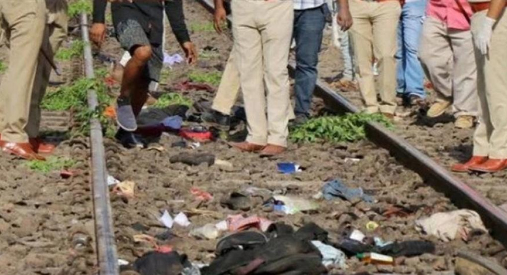 Τρένο σκότωσε ανθρώπους που κοιμήθηκαν στις ράγες