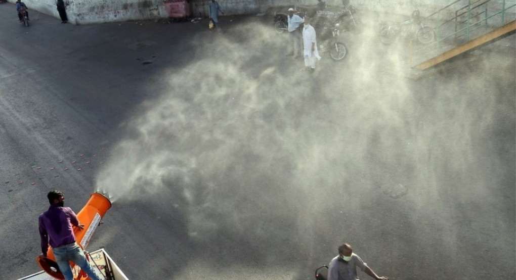 Πακιστανοί που επαναπατρίστηκαν βρέθηκαν θετικοί στον κορωνοϊό