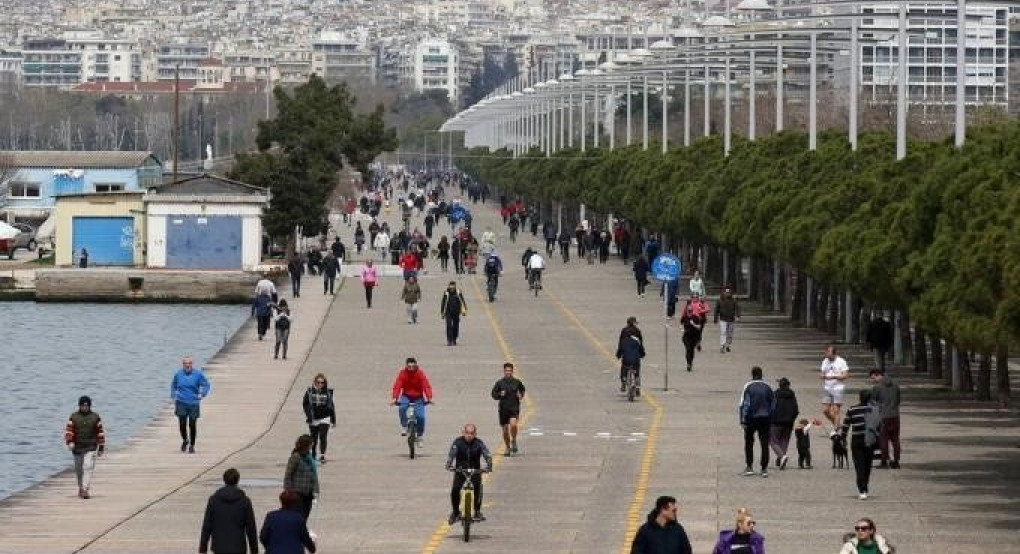 Θεσσαλονίκη: Χαλάρωση των μέτρων στη Νέα Παραλία ζητούν Ζέρβας και Τζιτζικώστας – Τί προτείνουν