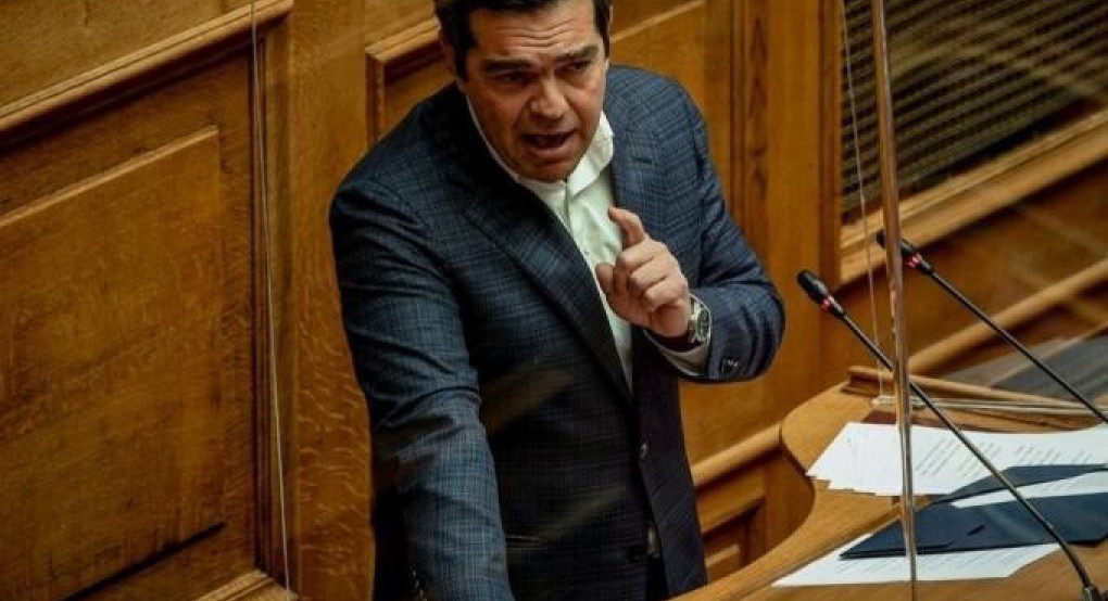 Τσίπρας προς Μητσοτάκη: «Ερωτοτροπείτε με τον ολοκληρωτισμό» (video)