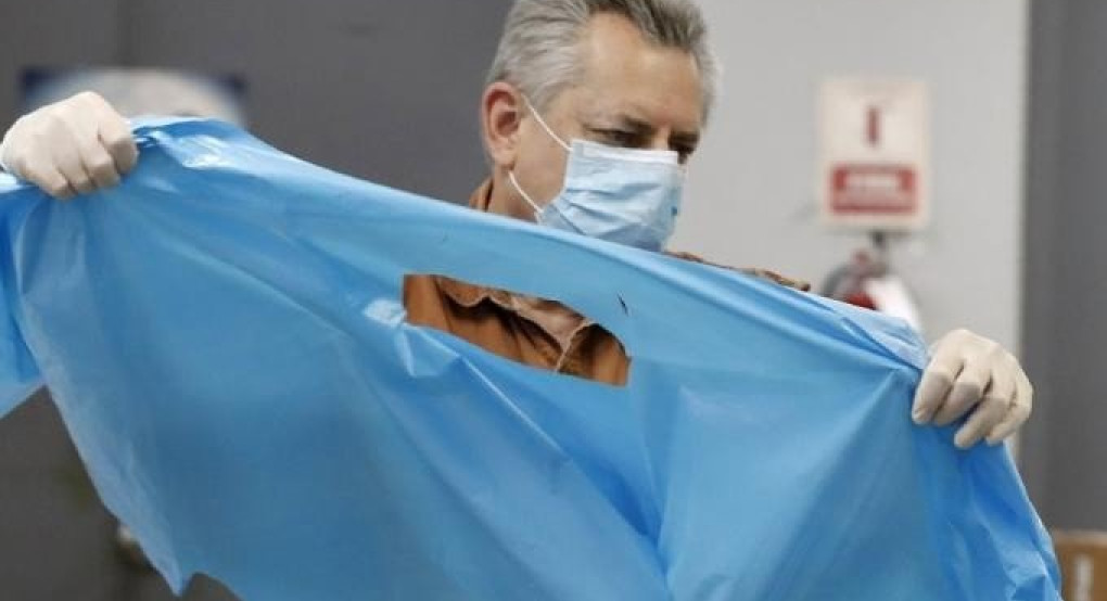 Ελλαττωματική η «βοήθεια» που έστειλε η Τουρκία στη Βρετανία για τον COVID-19
