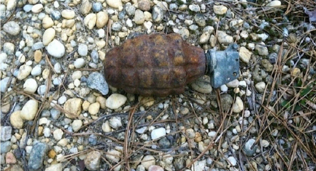 Αγρότης βρήκε χειροβομβίδες στο χωράφι του!