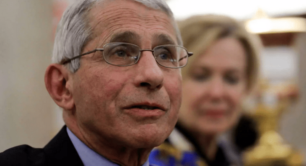 Φάουτσι: «Τον Ιανουάριο θα είναι έτοιμες εκατοντάδες εκατομμύρια δόσεις εμβολίων για τον κορωνοϊό»