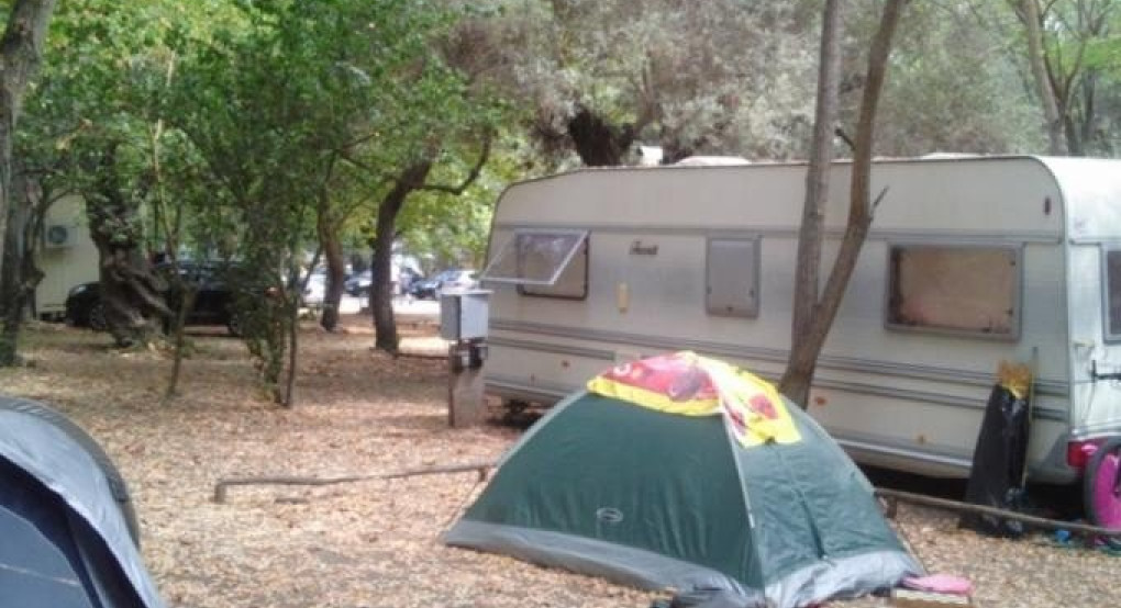 Ολικές ακυρώσεις στα κάμπινγκ 12μηνης λειτουργίας – Έλληνες και Βαλκάνιοι θα σώσουν τη σεζόν στα εποχικά