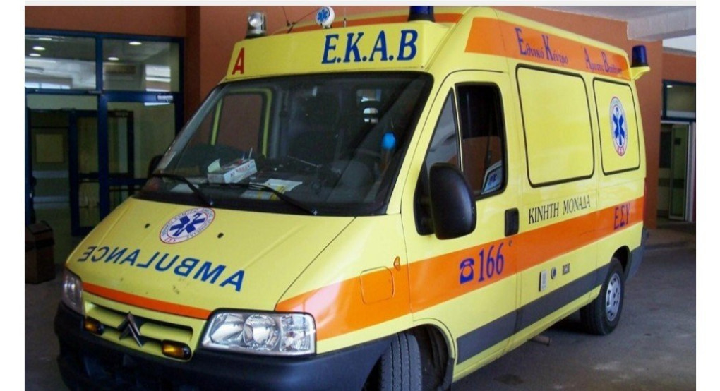Έδεσσα: ΙΧ καρφώθηκε σε τοίχο 