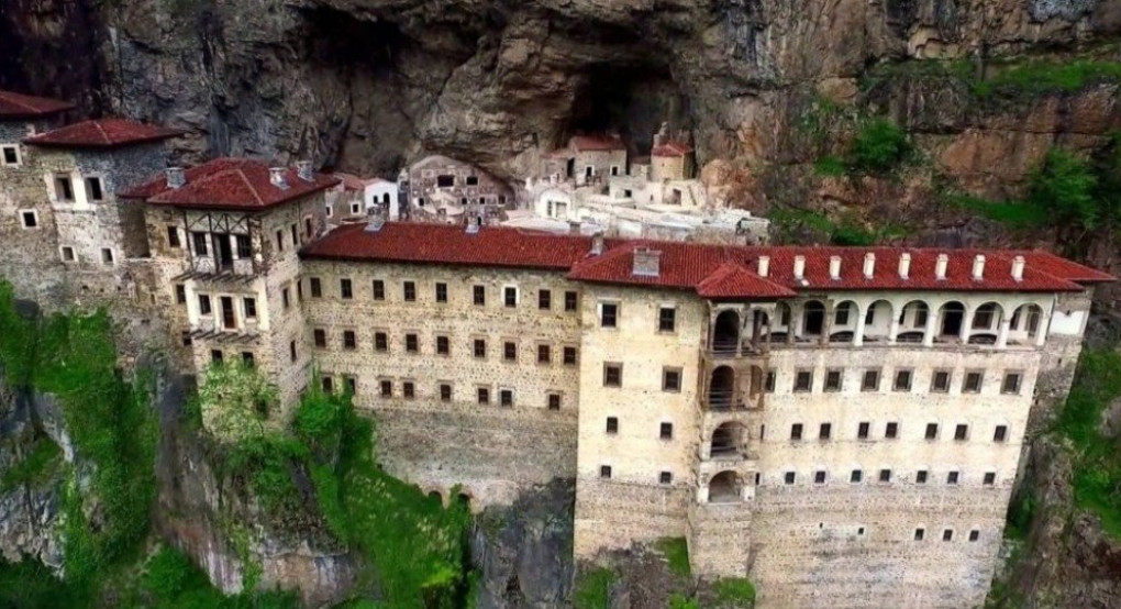 Νέα αναβολή στο άνοιγμα της Παναγίας Σουμελα 