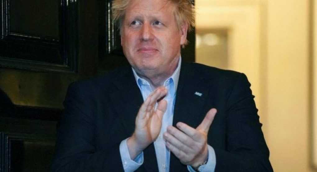 Κορωνοϊός - Βρετανία: Ο Τζόνσον «αναρρώνει», οι χειρισμοί του επικρίνονται