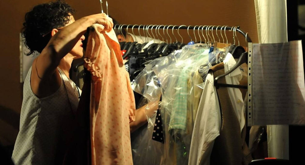 Άρση μέτρων: Πώς θα δοκιμάζουμε ρούχα - Οδηγίες για την είσοδο μας στα καταστήματα