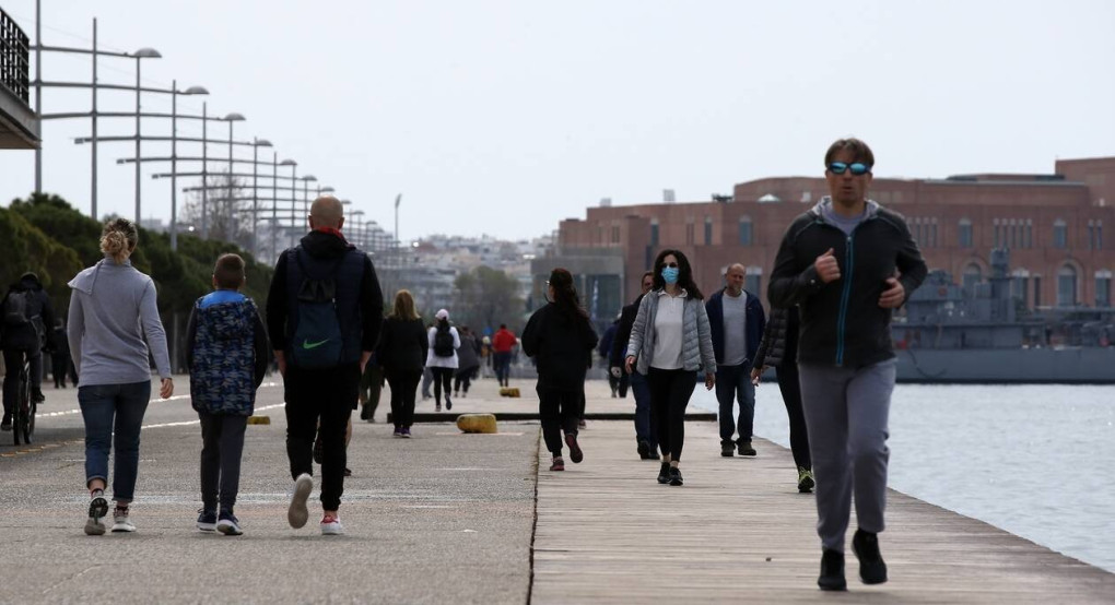 Οι τρεις συνθήκες του καιρού που αποδυναμώνουν τον φονικό ιό