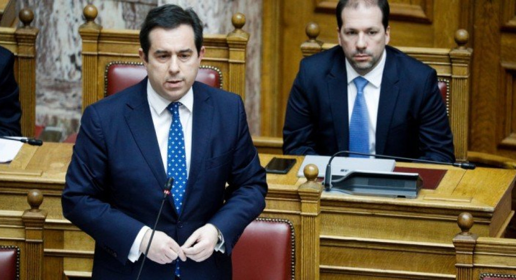 Υπερψηφίστηκε το νομοσχέδιο για το μεταναστευτικό με ψήφους της ΝΔ -«Οχι» από την αντιπολίτευση, αποχώρησε ο ΣΥΡΙΖΑ 