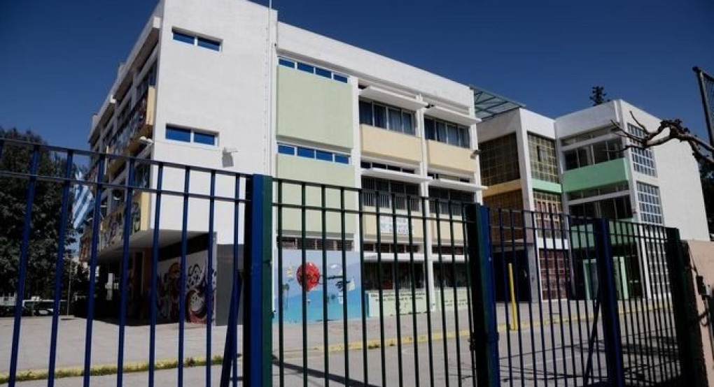 Γεραπετρίτης για τα σχολεία: "Θα ανοίξουν σταδιακά όλες οι βαθμίδες"