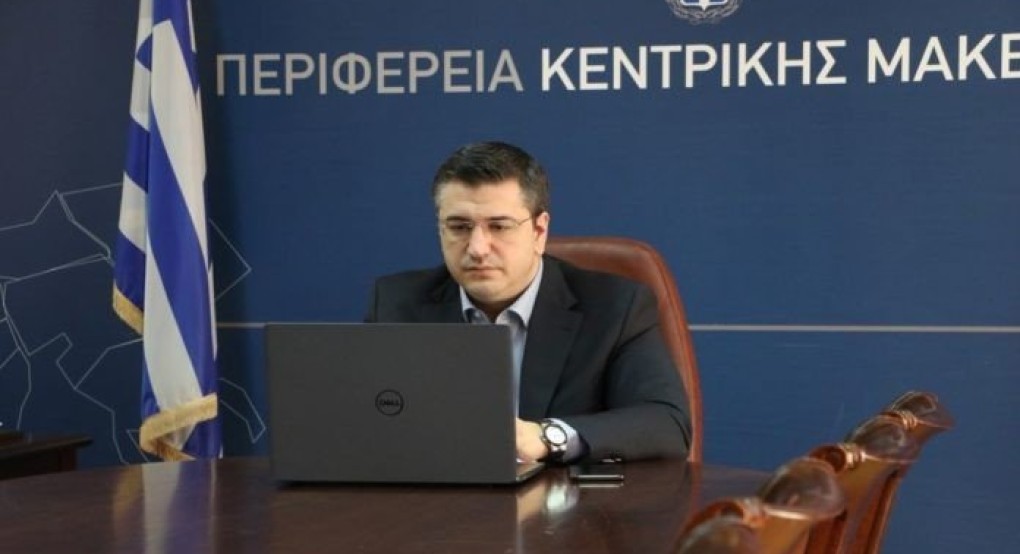 Οργισμένος ο Περιφερειάρχης για την απένταξη των δικτύων φυσικού αερίου της Βέροιας και των Γιαννιτσών.