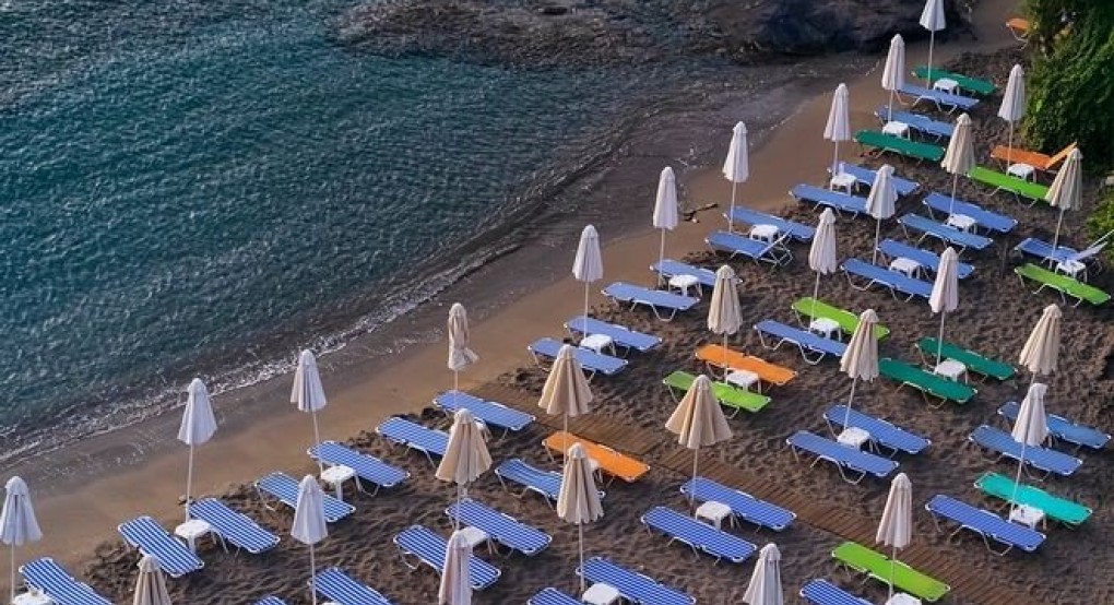 Οι Έλληνες θα πάνε διακοπές, σε άλλο προορισμό και για λίγες μέρες