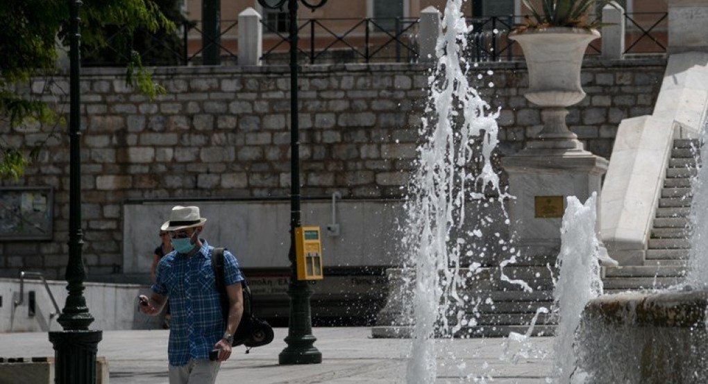Πώς θα προστατευθείτε από τον καύσωνα: 9 οδηγίες από τον ΙΣΑ