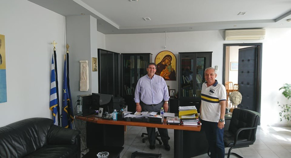 Συναντήσεις Πολίτη με Τζαμτζή αλλά και την "ασφάλεια" του Π. Αγ. Αθανασίου