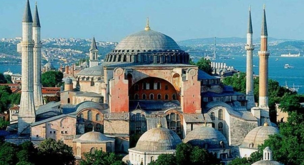 Το πήρε πάνω του ο Ερντογάν: Θα γίνει προσευχή στην Αγία Σοφία 