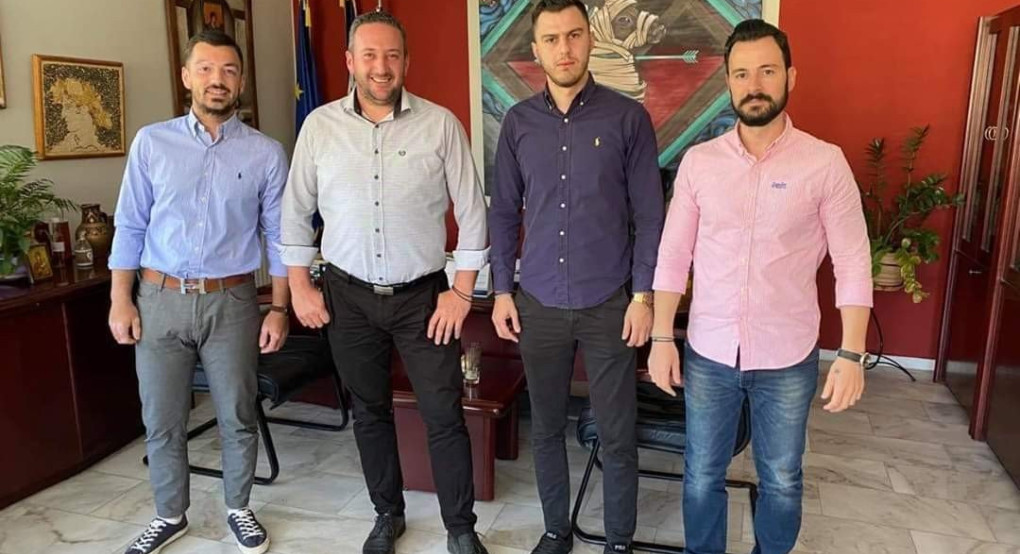 Συνάντηση της ΟΝΝΕΔ με τον Δήμαρχο Αλμωπίας 