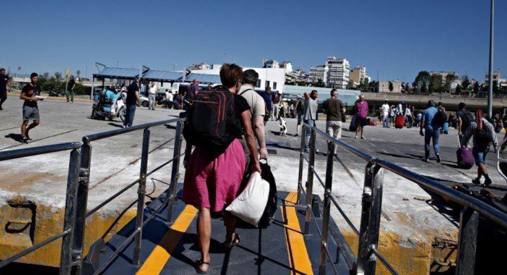 Τριήμερο Αγίου Πνεύματος: Πότε «πέφτει» -Τι ισχύει για μετακινήσεις και ξενοδοχεία 