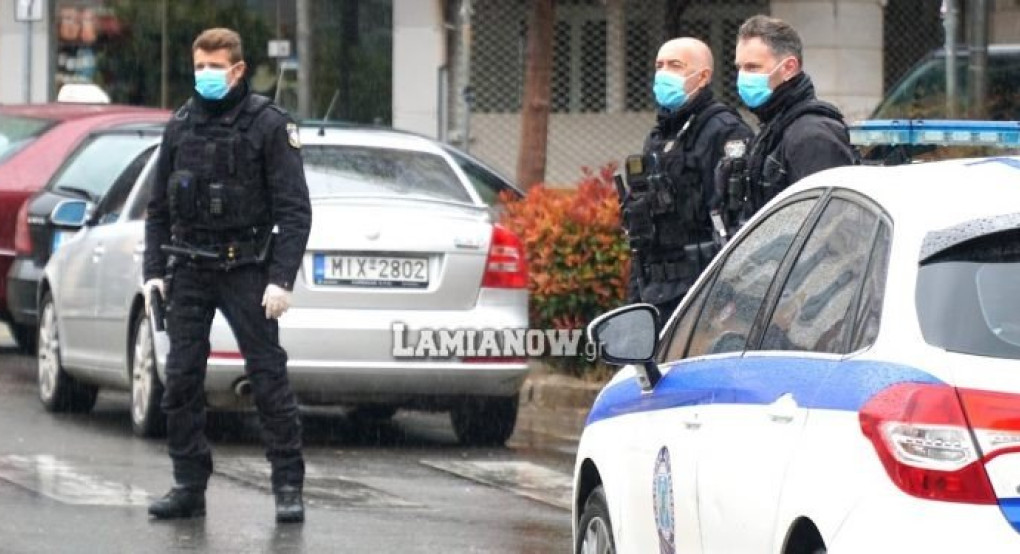“Καμπάνες” για το καθιστό… take away 