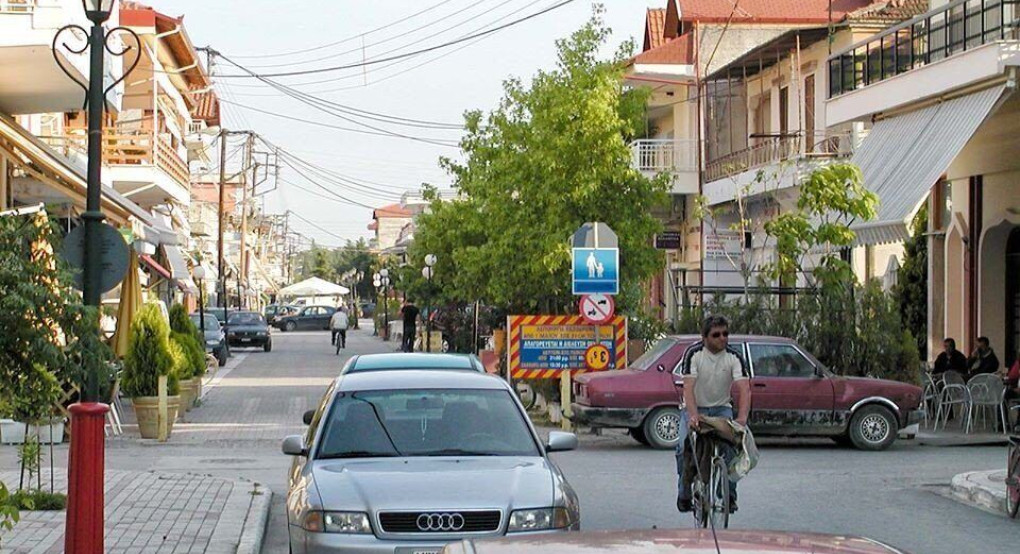 Κρύα Βρύση: Η κατά(θλιψη) του Πεζόδρομου με πολύτιμες μελέτες στο συρτάρι