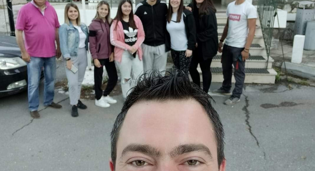 Δημιουργική συζήτηση με τον πολιτιστικό σύλλογο Καρυδιάς 