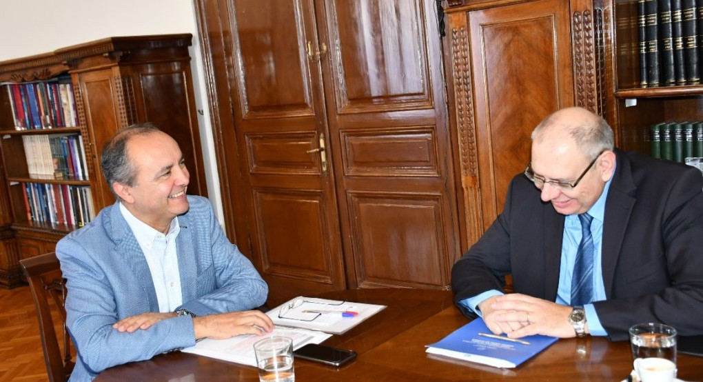 Τo Υπουργείο Εσωτερικών (Μακεδονίας-Θράκης) εντάσσει στο πλέγμα των διοικητικών του ευθυνών την ομαλή λειτουργία των Περιφ. Διευθύνσεων Ιθαγένειας στη Βόρεια Ελλάδα
