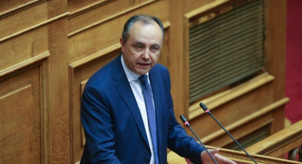 Ο Θ. Καράογλου  εγκαινιάζει τα νέα γραφεία της ΑΖΚ