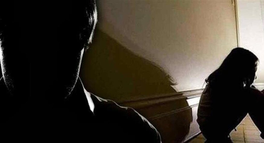Πατέρας κατήγγειλε τον γιο του για ασέλγεια στην εγγονή του