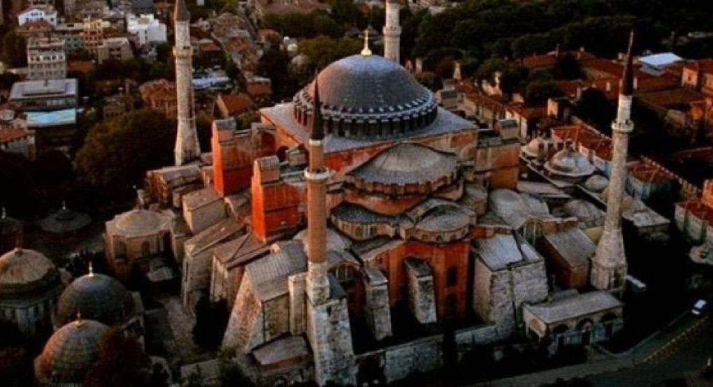 Φουντώνουν οι αντιδράσεις για τη μετατροπή της Αγίας Σοφίας σε τζαμί - Απομονωμένος ο Ερντογάν