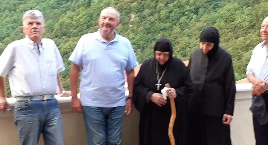 Προσκύνημα σε Ιερά Μόνη για τον Κώστα Καραμανλή 