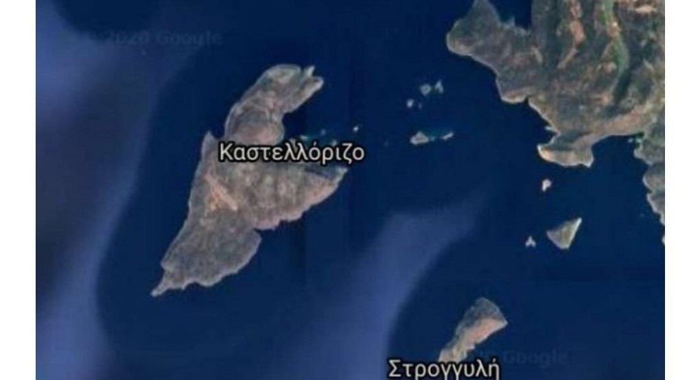 Ειδικές Δυνάμεις των Τούρκων με φουσκωτά απέναντι από το Καστελόριζο, στο Κας