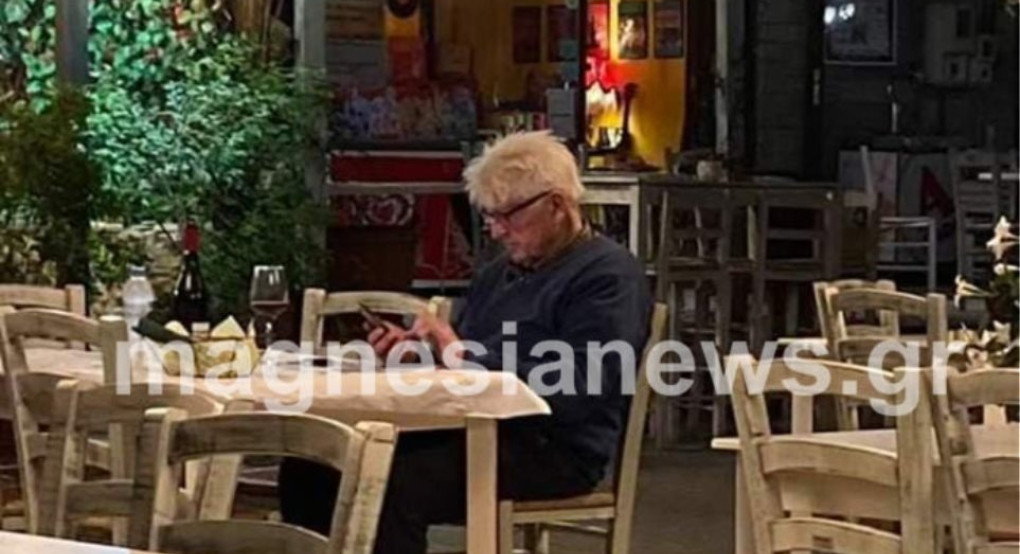 Πήλιο: Μόνος του για δείπνο στο αγαπημένο του εστιατόριο ο πατέρας του Μπόρις Τζόνσον