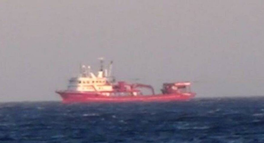 Απίστευτη πρόκληση:Τουρκικά αλιευτικά πλέουν ανοιχτά της Μυκόνου