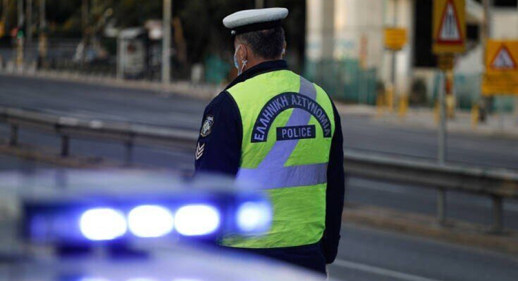 Ένας νεκρός και δύο τραυματίες σε τροχαίο στην Αθηνών-Θεσσαλονίκης