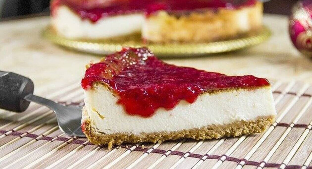 Άκης Πετρετζίκης: Αυτό είναι το πιο γρήγορο cheesecake