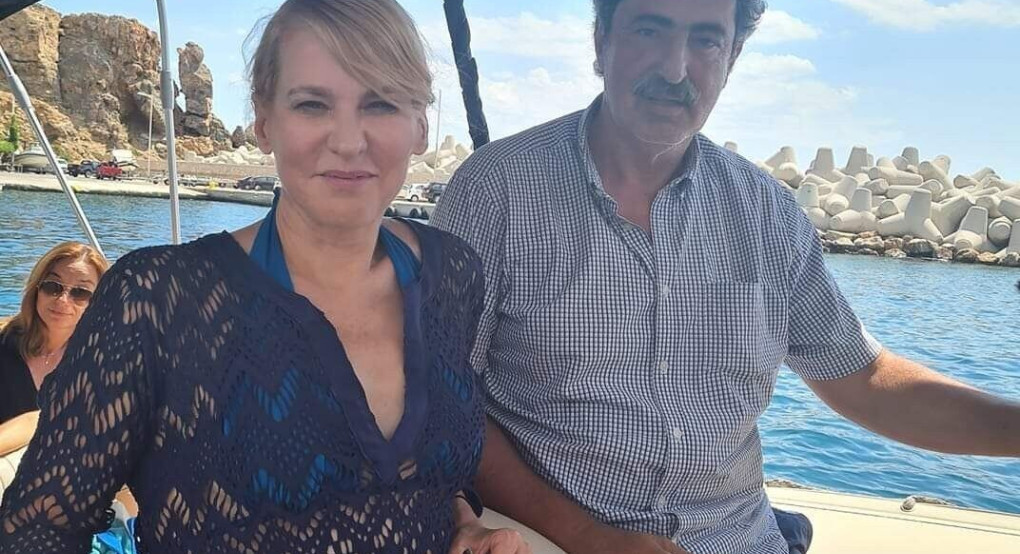 Στα Σφακιά με τον Πολακη η Θεοδώρα Τζάκρη 