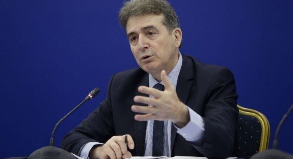Χρυσοχοΐδης: «Στοπ» στις μεταγωγές τρομοκρατών σε Αγροτικές Φυλακές