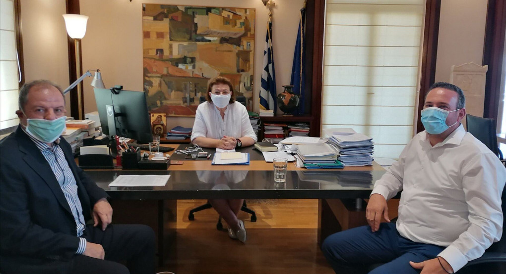 Έθεσαν θέματα στην Υπουργό Πολιτισμού οι Χρήστος Μπατσης και Διονύσης Σταμενίτης 
