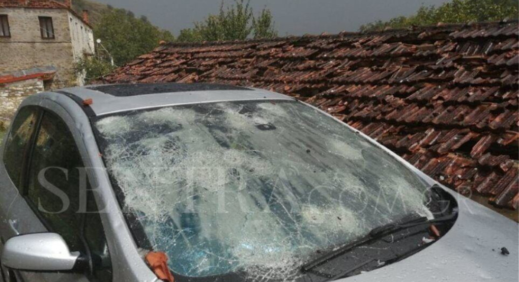 Καστοριά: Σφοδρή χαλαζόπτωση και ζημιές σε αυτοκίνητα, καλλιέργειες, ακόμα και θερμοσίφωνες