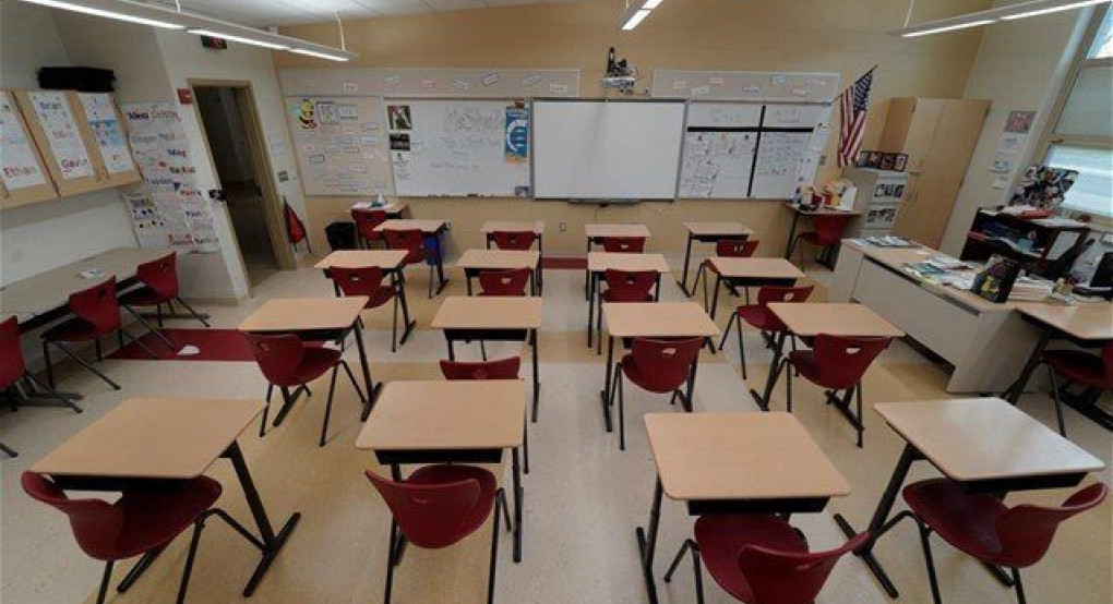 ΕΕ: Οι μαθητές επιστρέφουν στα σχολεία με μάσκες και σε τάξεις με μικρότερο αριθμό μαθητών