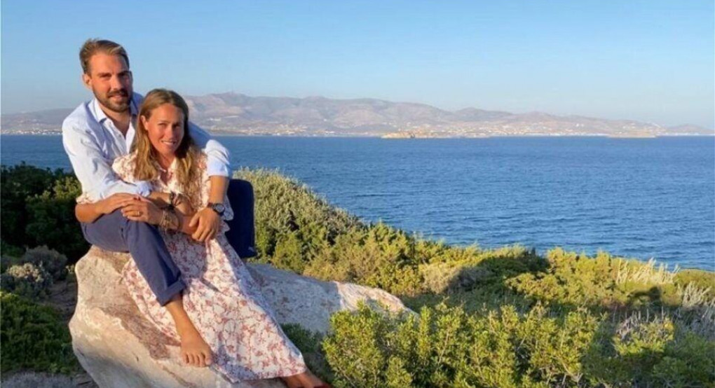 Ο γιος του τέως βασιλιά Κωνσταντίνου αρραβωνιάστηκε στην Ιθάκη: Ποια είναι η πάμπλουτη Νίνα Φλορ