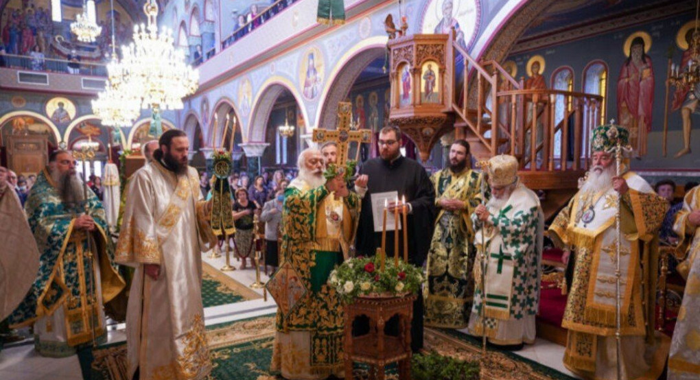 Αρχιερατικό συνλειτουργό με τον Μητροπολίτη μας 