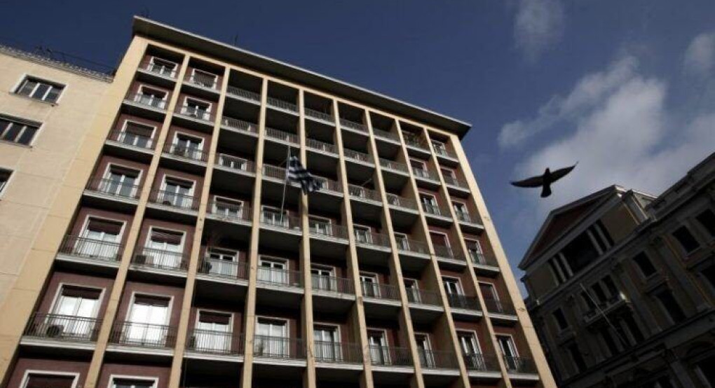 Προσλήψεις στο Δημόσιο χωρίς μοριοδότηση για τίτλους σπουδών
