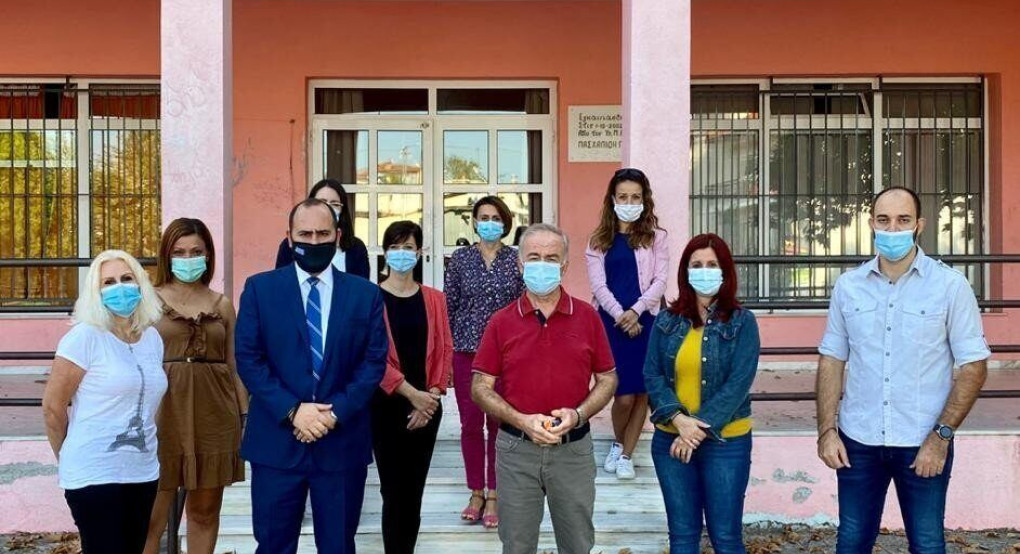 Επίσκεψη Λάκη Βασιλειάδη σε σχολικές δομές ειδικής αγωγής στα Γιαννιτσά