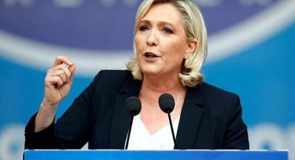 Η Μαρίν Λεπέν δηλώνει ότι θα ενώσει τη διχασμένη Γαλλία εάν εκλεγεί στις 24 Απριλίου