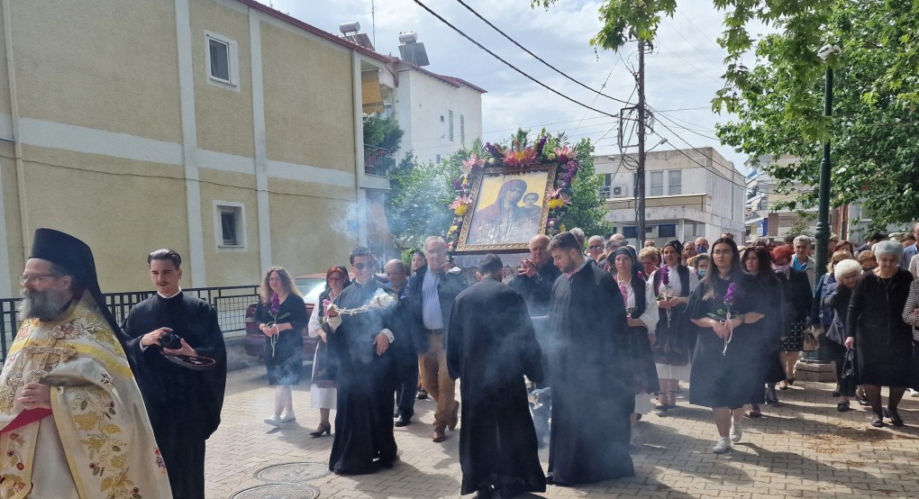 Η Σκύδρα ευχαρίστησε την Υπεραγία Θεοτόκο-Λιτανεία της Παναγίας του Καζάν στους δρόμους της πόλης Η Σκύδρα ευχαρίστησε την Υπεραγία Θεοτόκο-Λιτανεία της Παναγίας του Καζάν στους δρόμους της πόλης