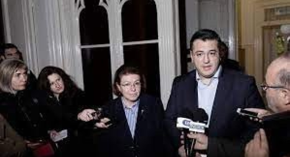 Συνάντηση Απόστολου Τζιτζικώστα με την Υπουργό Πολιτισμού Λίνα Μενδώνη Συνάντηση Απόστολου Τζιτζικώστα με την Υπουργό Πολιτισμού Λίνα Μενδώνη